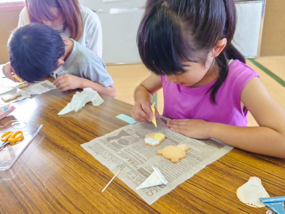 北日野地区自治振興会 父の日のアイシングクッキー作り