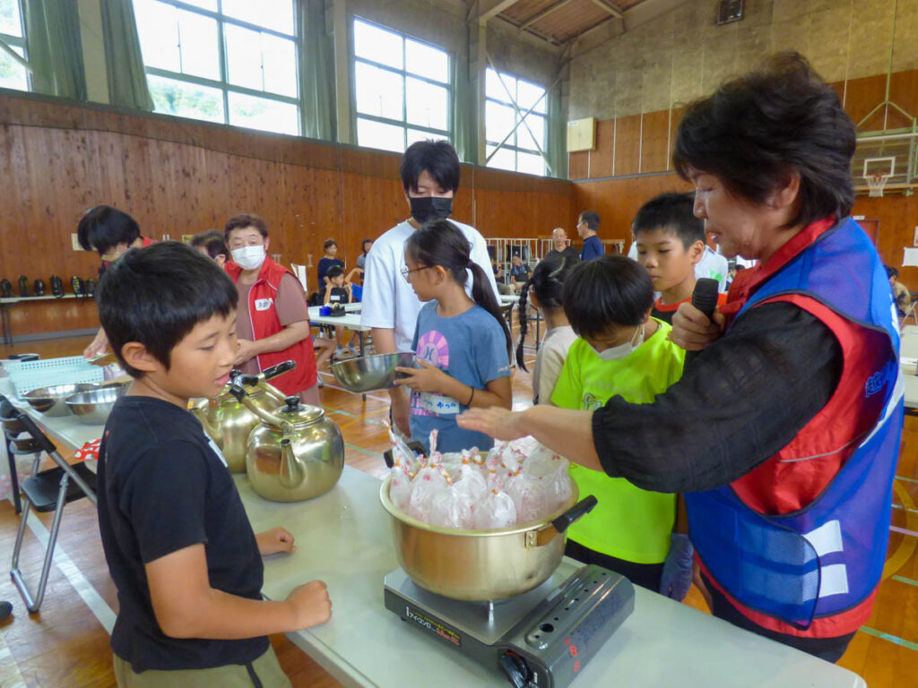 北日野地区自治振興会 防災合宿通学