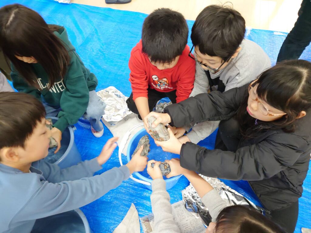 日野地区自治振興会 焼き芋会