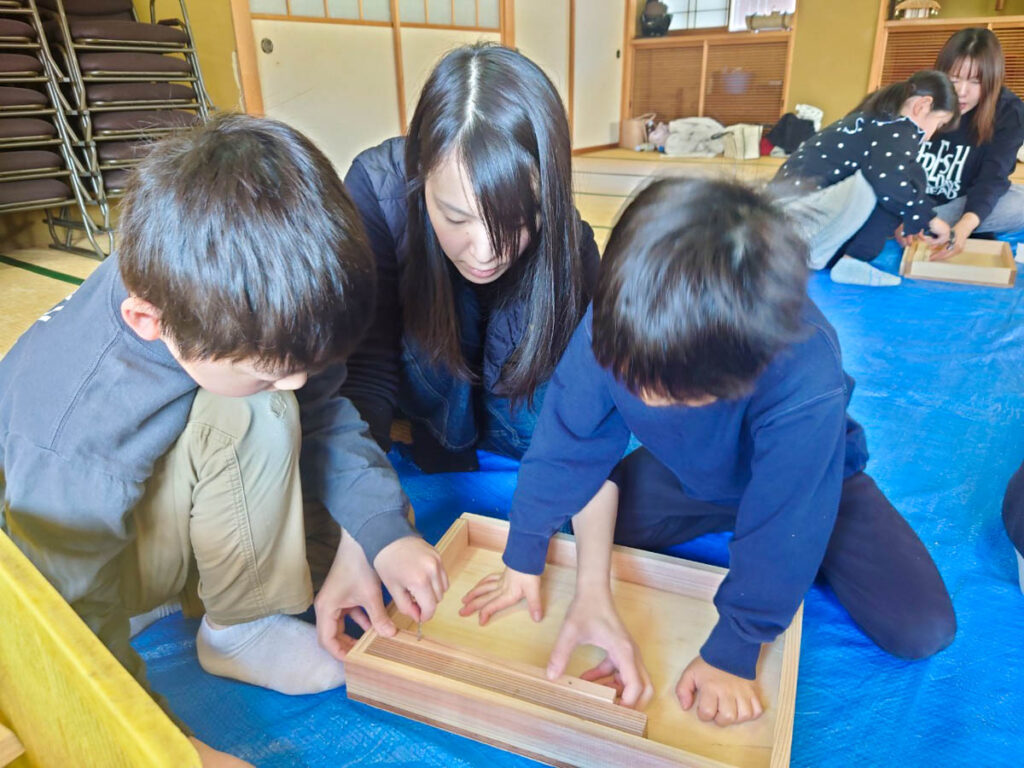 北日野地区自治振興会 スマートボール作り教室