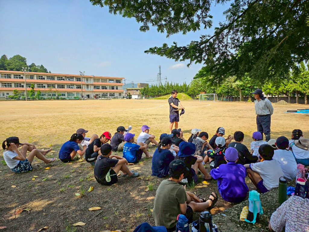 北日野地区自治振興会 北日野小学校 田植え