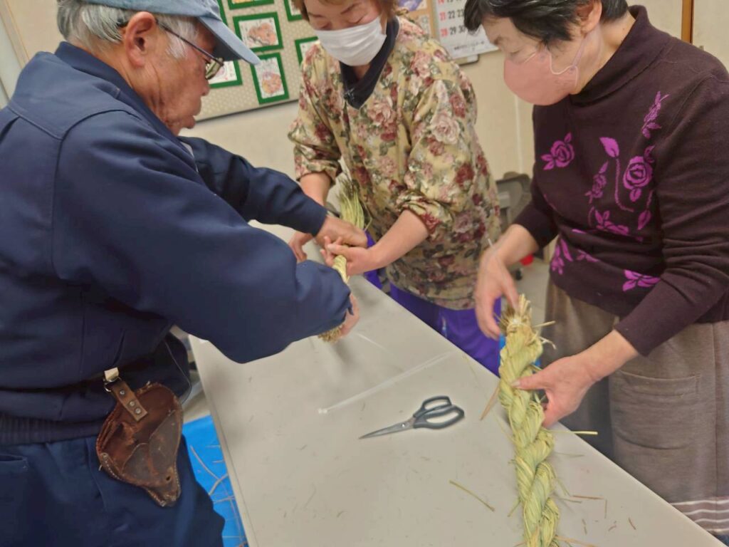 北日野地区自治振興会 しめ縄づくり