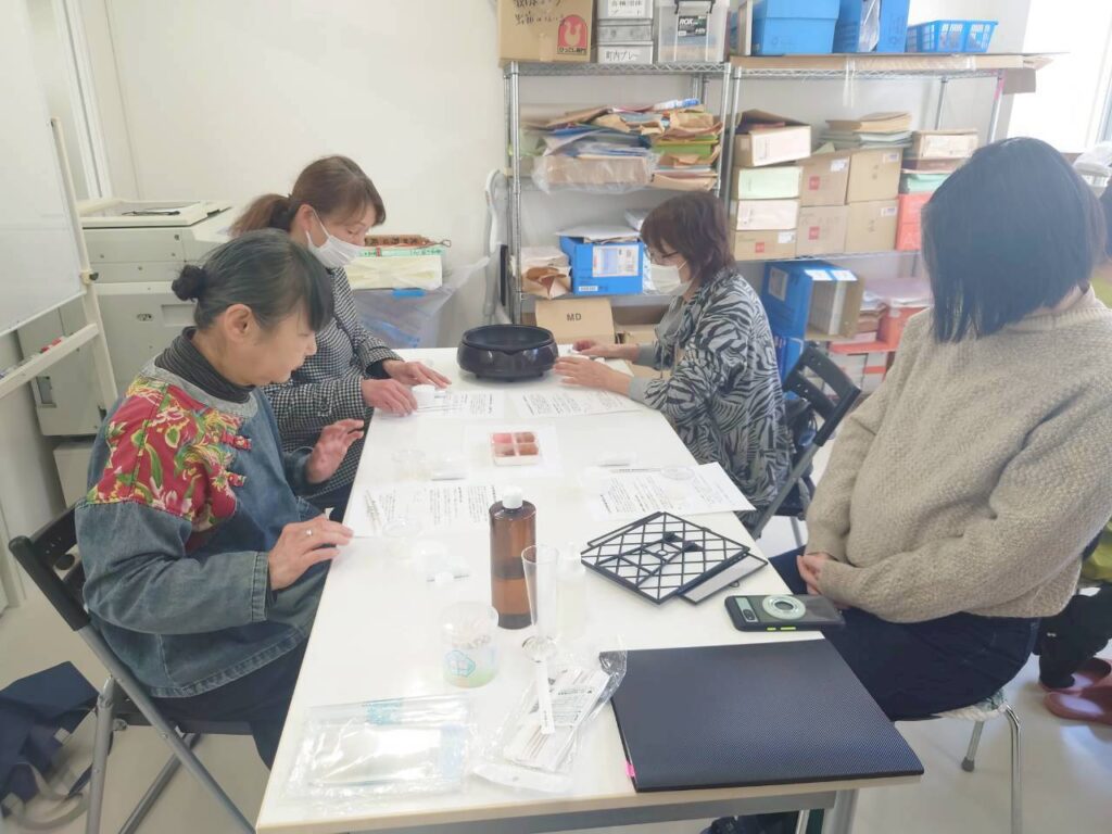 手作りリップ＆ハンドクリーム作り