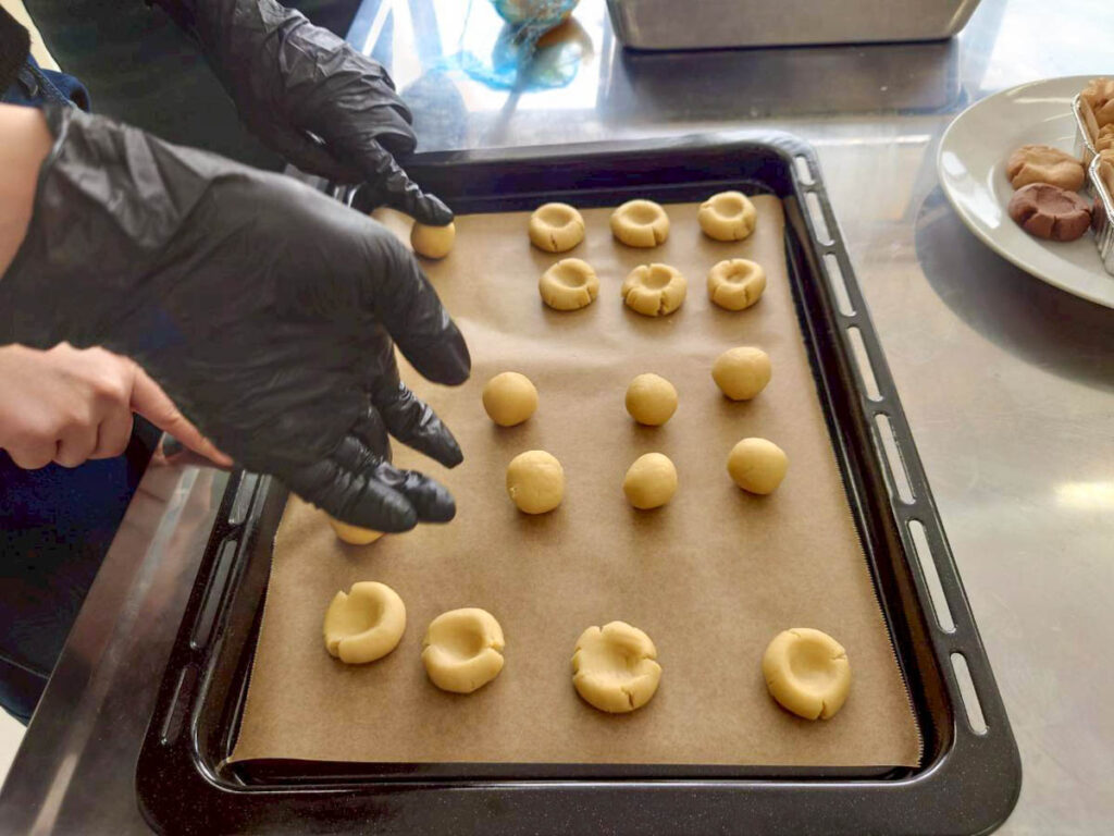 北日野地区自治振興会 きたひの青年お菓子作り教室