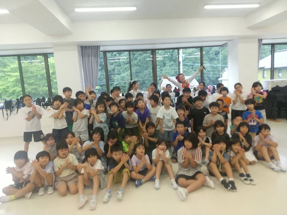 北日野地区自治振興会 ダンス教室
