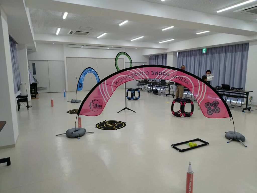 北日野自治振興会 ドローンプログラミング体験会の様子