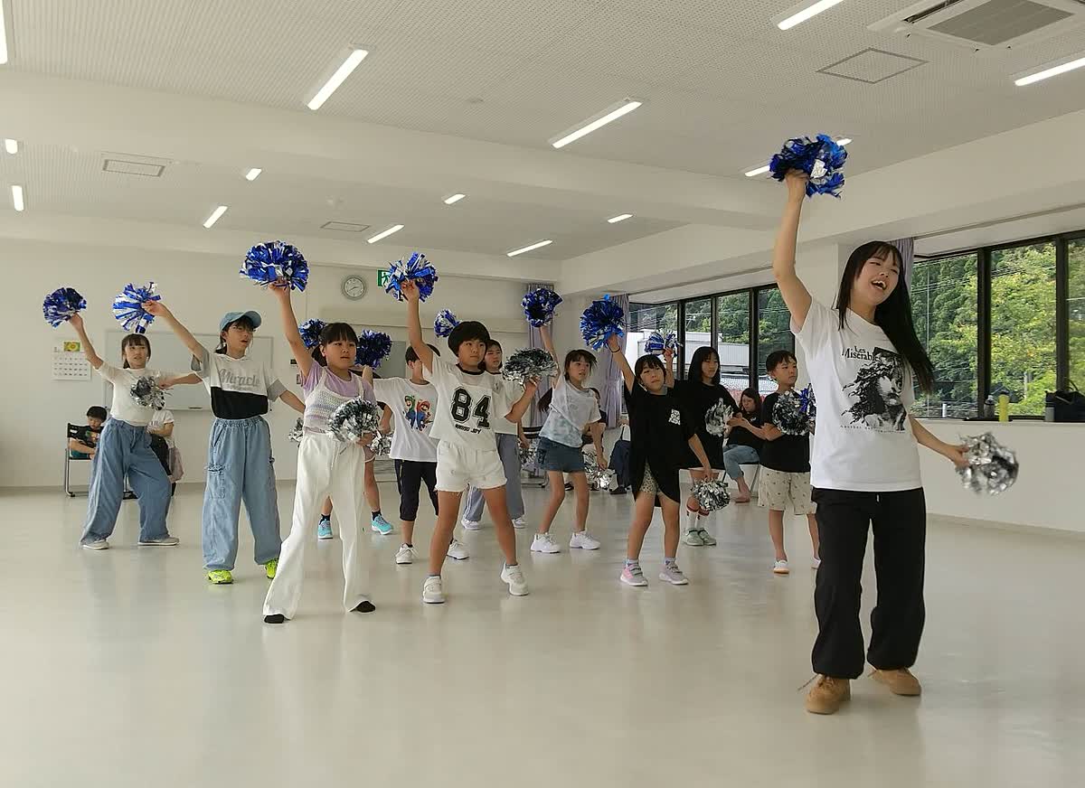 北日野自治振興会 9月の発表に向けてダンスを練習する子どもたち
